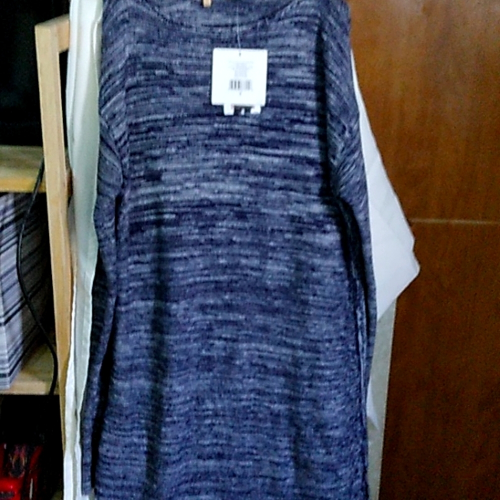 Women's sweater